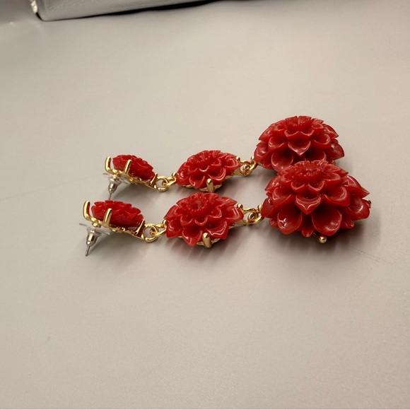 Stunning Kenneth Jay Lane Large Flowers Drop Earrings - Picture 4 of 7